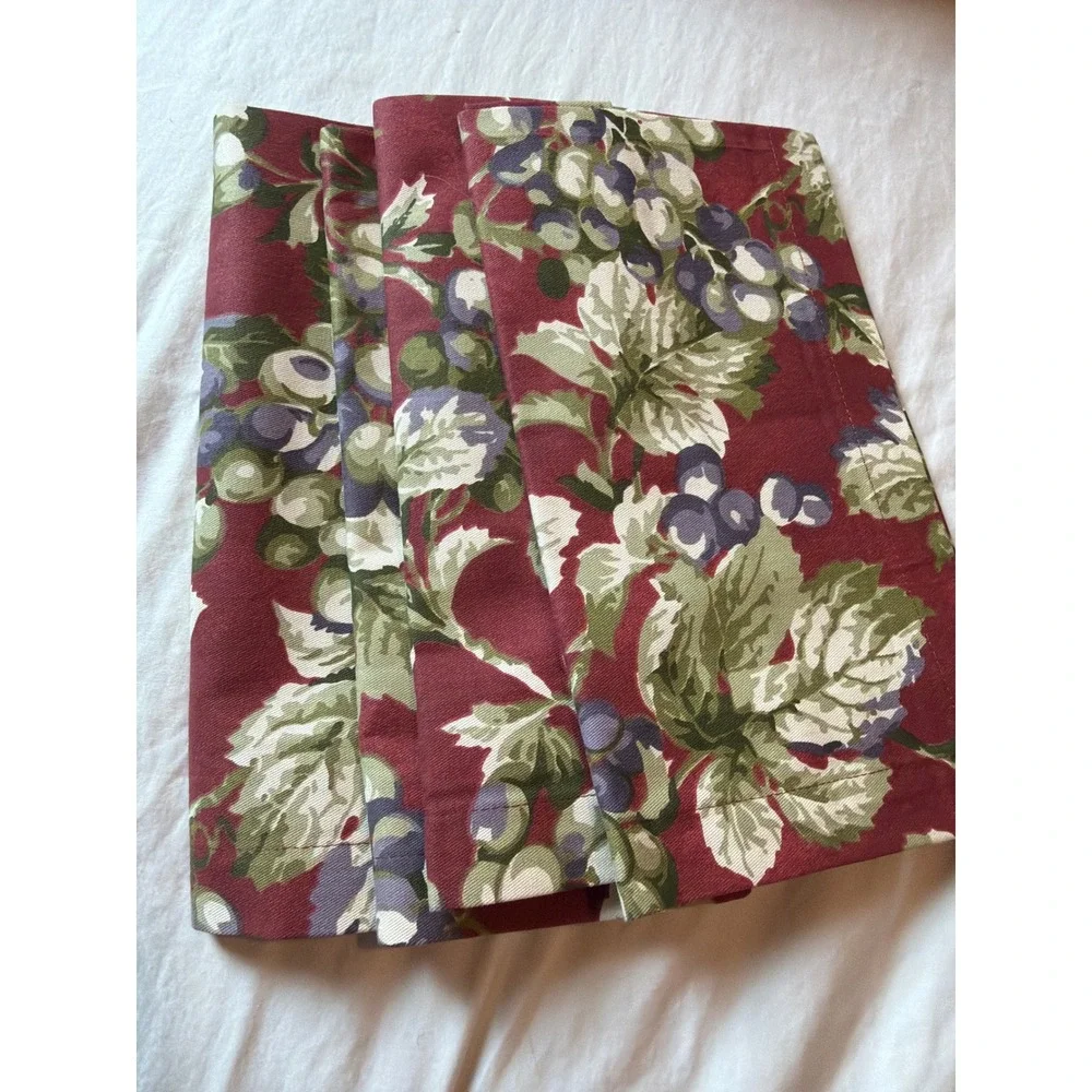 Williams Sonoma Grape Vine Cloth Napkins Set of 4 Burgundy Cotton Made in Italy